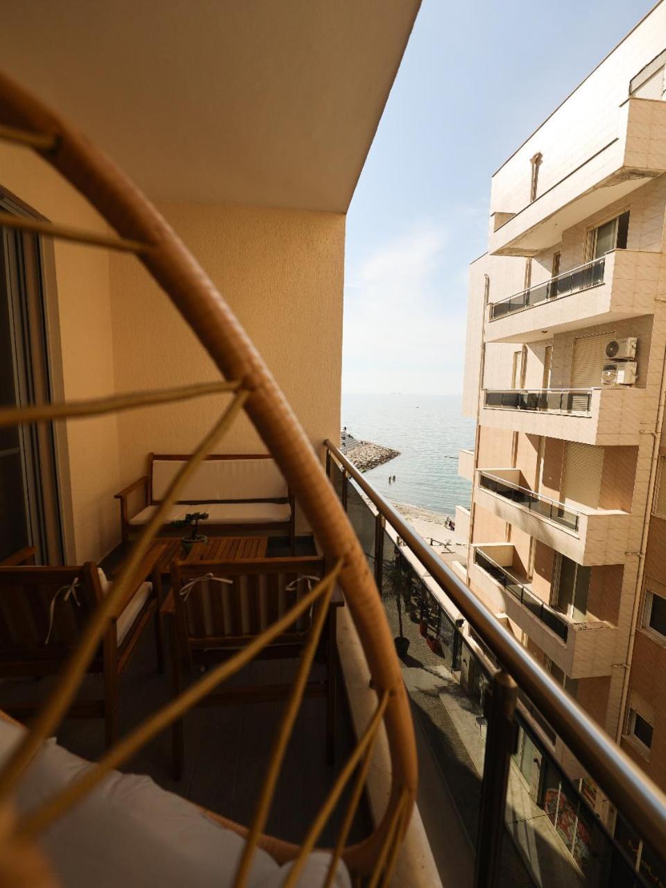 Sea View Apartments Драч Екстериор снимка