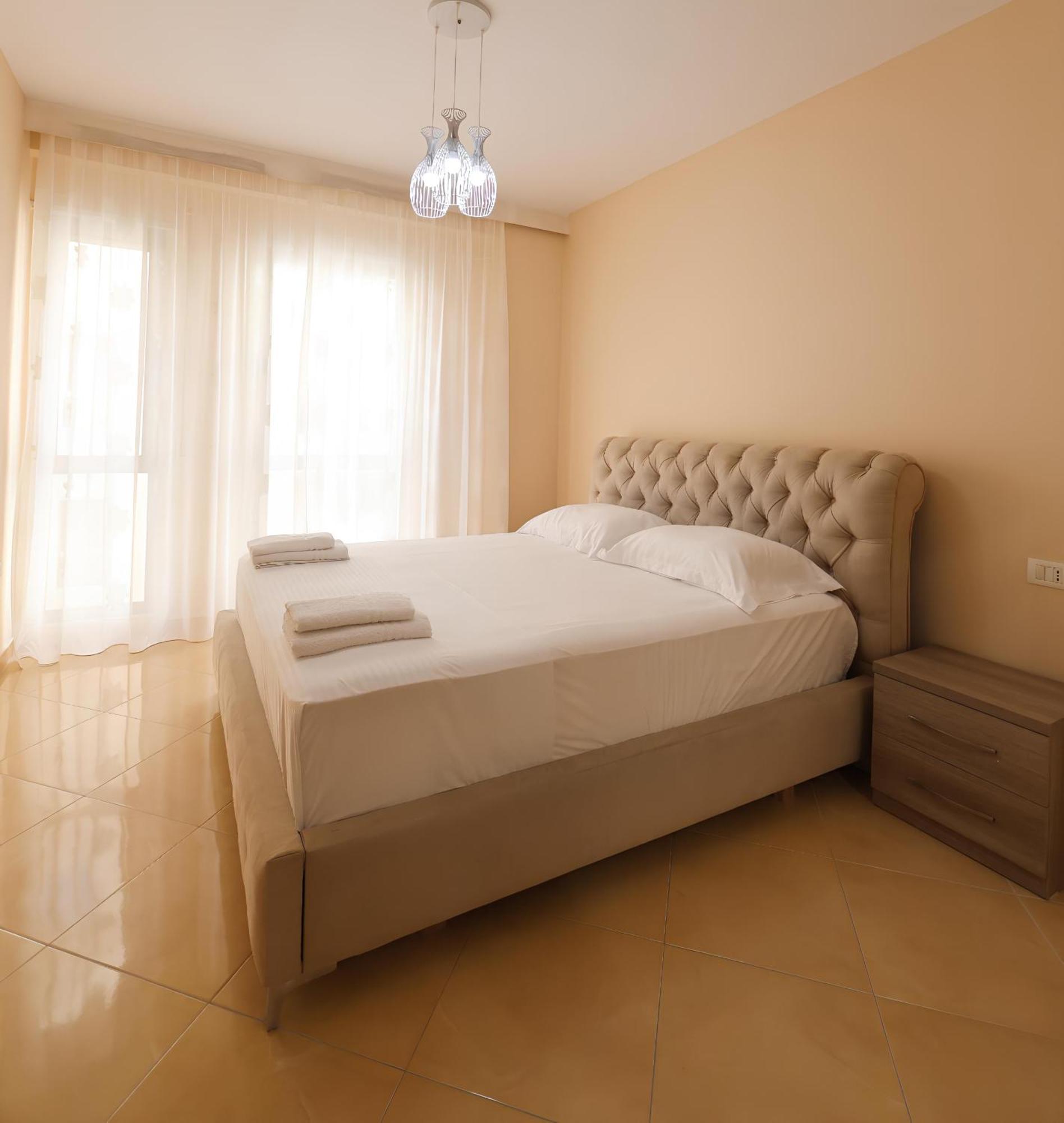 Sea View Apartments Драч Екстериор снимка