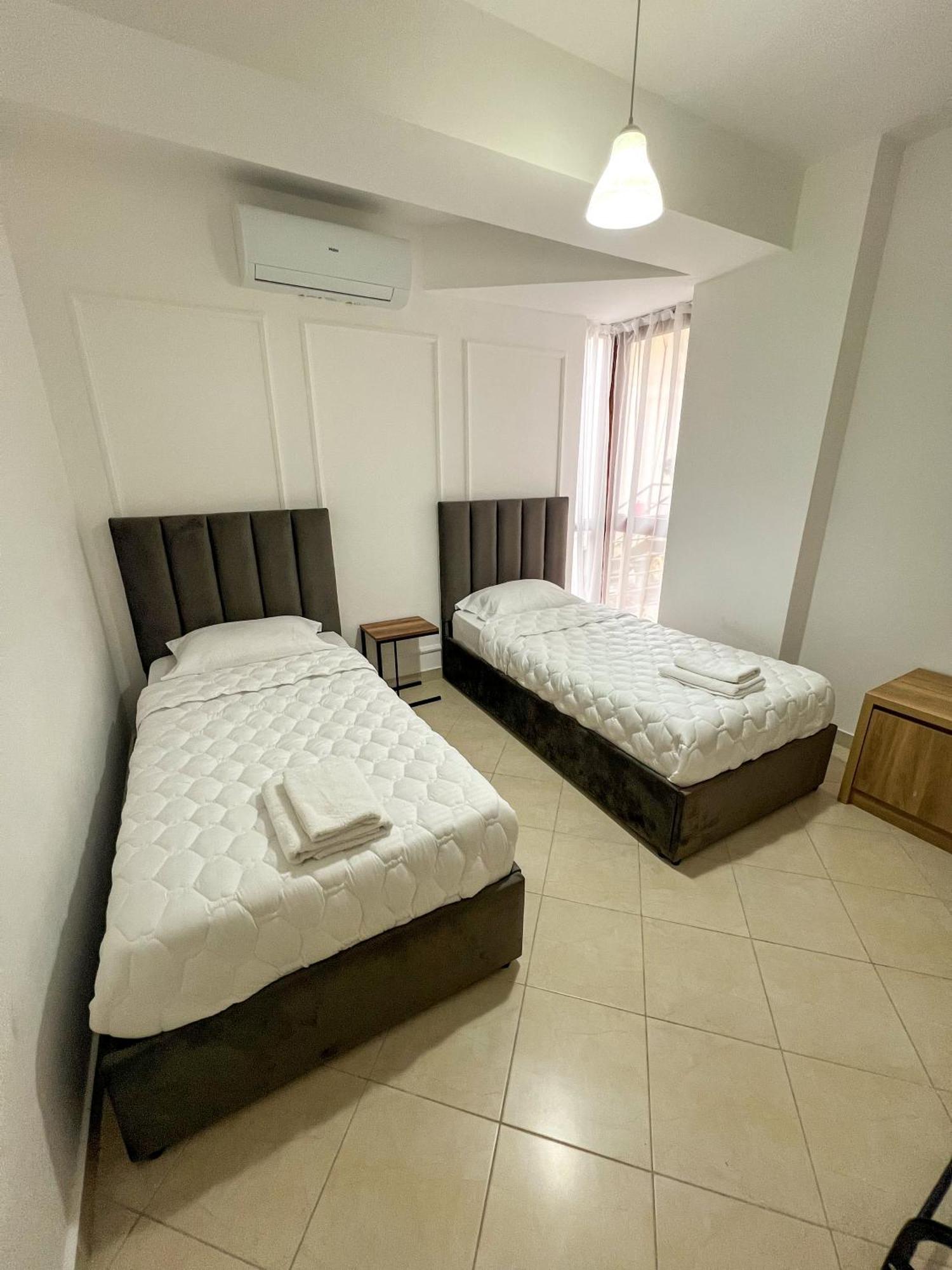 Sea View Apartments Драч Екстериор снимка